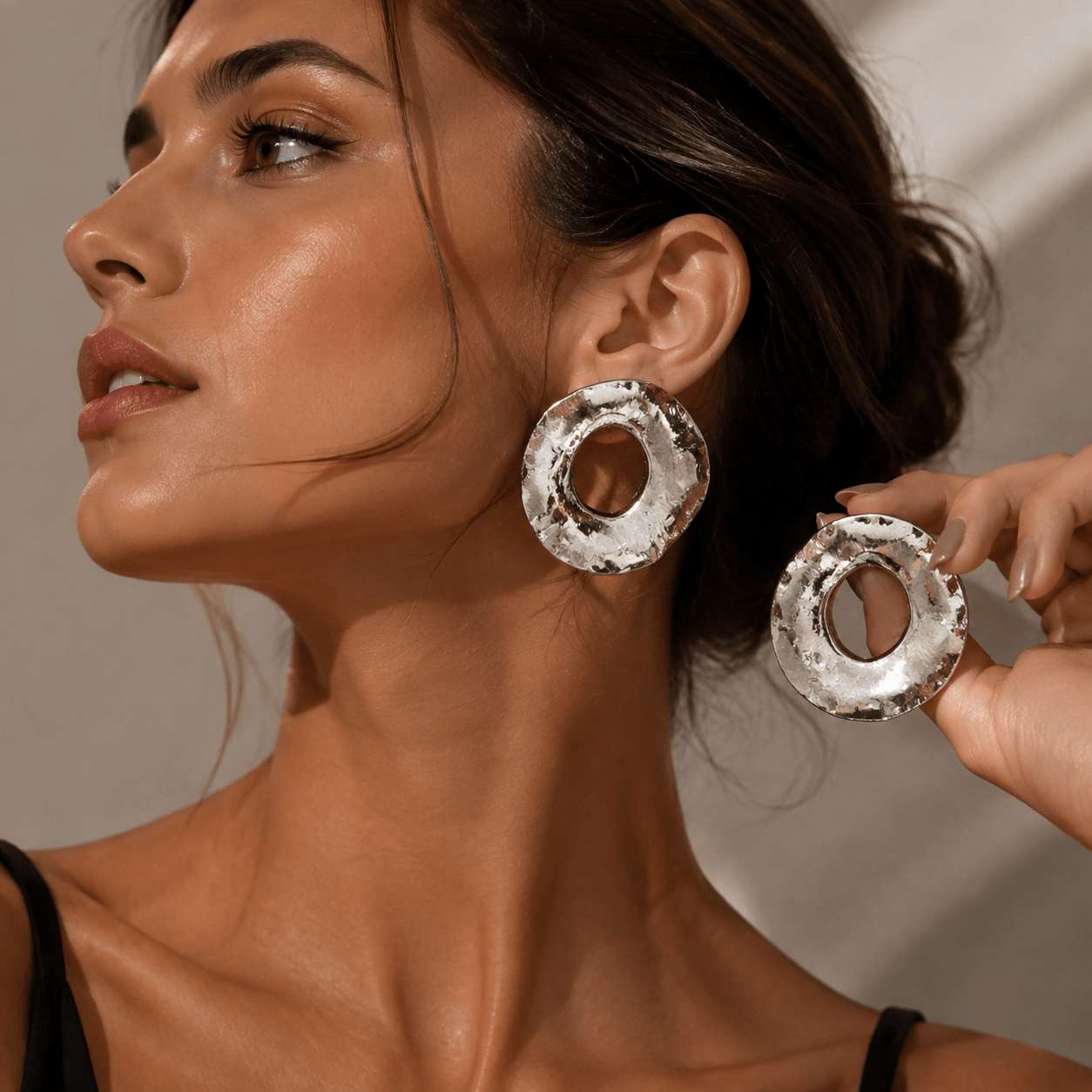 Vera Sculptural Hoop Earrings