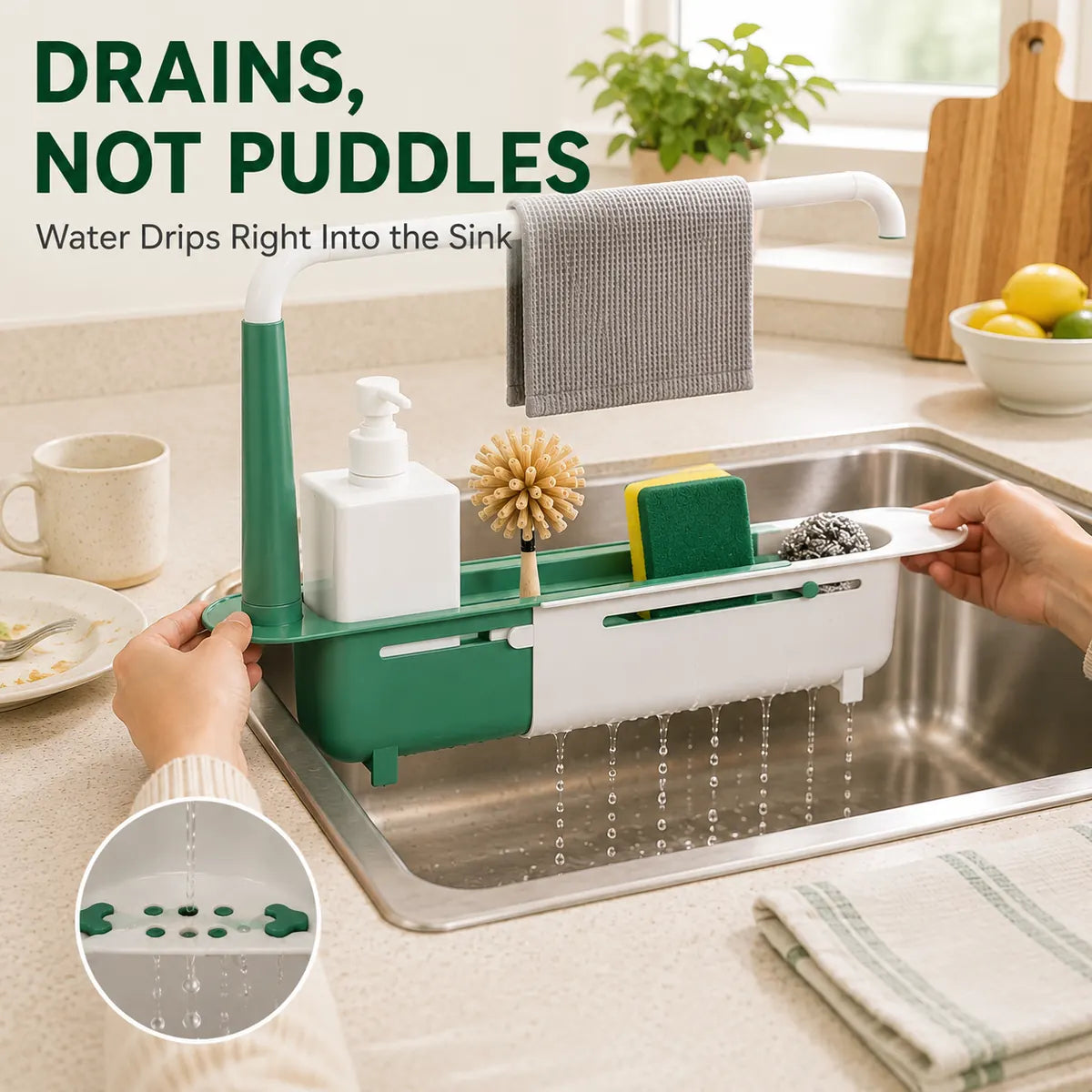 Telescopic sink rack drains water directly into the sink